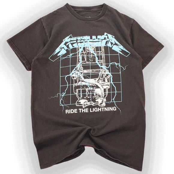 Grunge Black Puff Print Metallica Graphic Tee - Picture 1 of 5